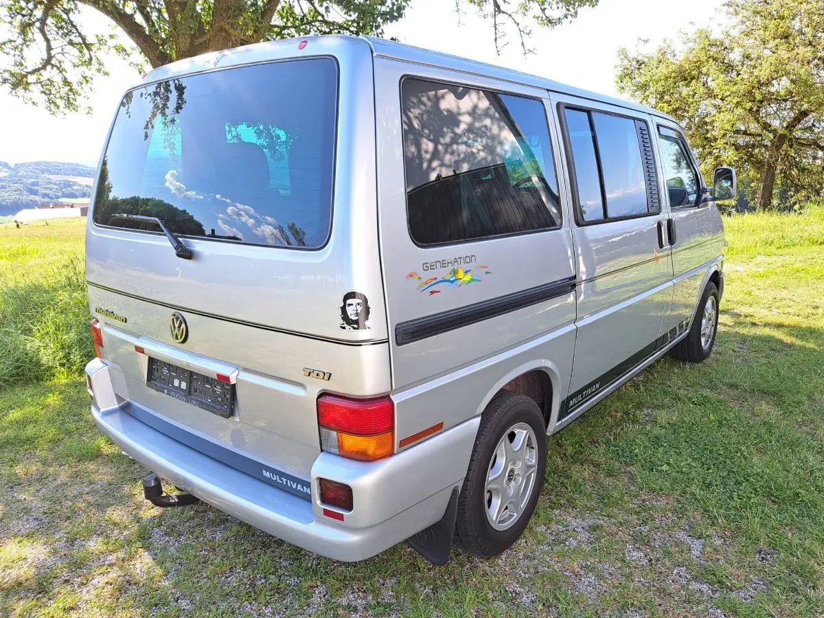 Volkswagen T4 2001 photo 3