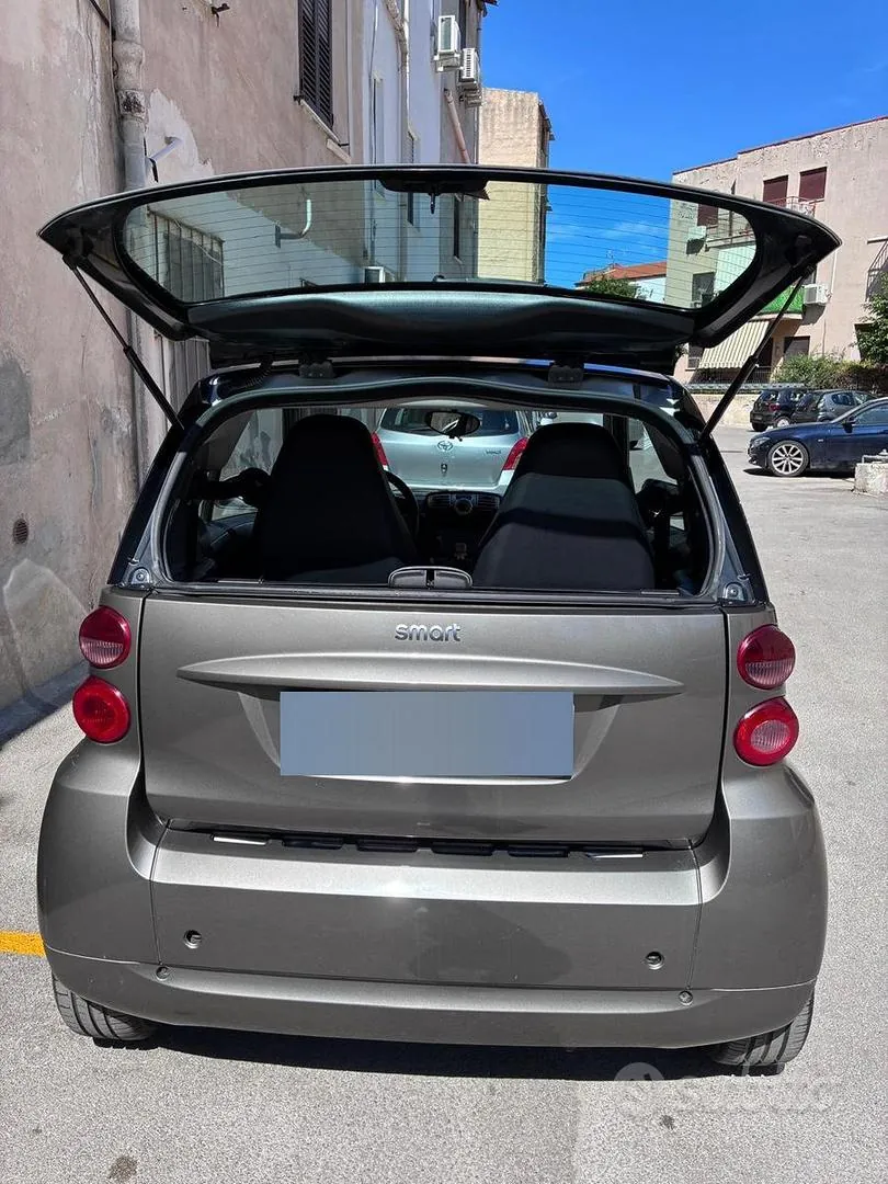Smart Fortwo 2011 photo 4