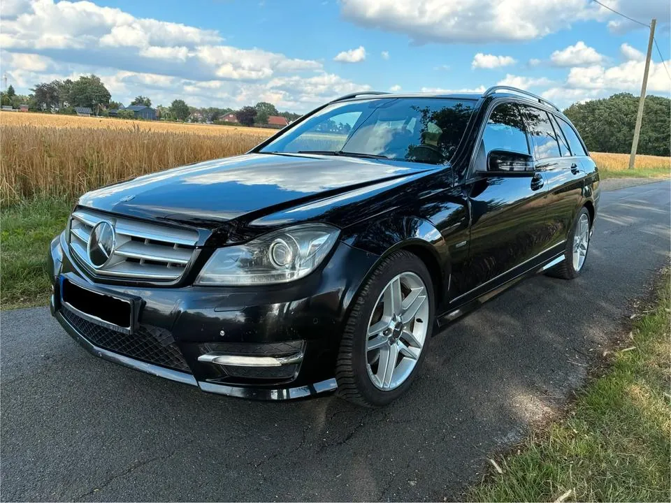 Mercedes-Benz C250