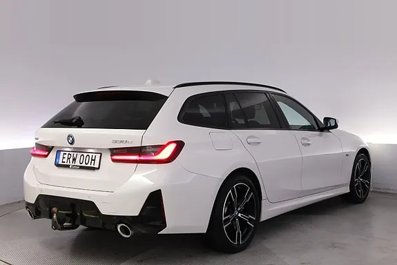 BMW 330E 2023 photo 5