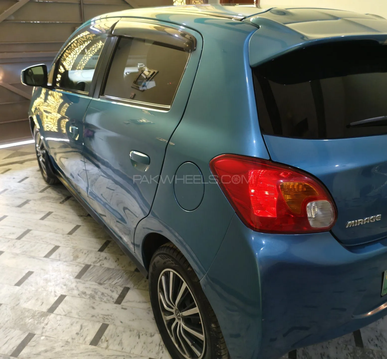Mitsubishi Mirage