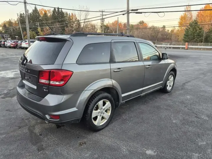 Dodge Journey 2012 photo 5