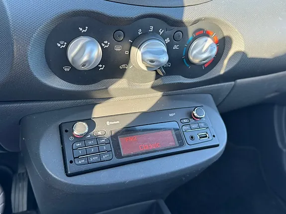 Renault Twingo 2013 photo 3