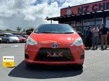 Toyota Aqua 2013 photo 3