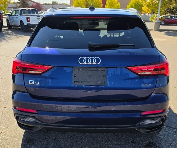 Audi Q3 2025 photo 4