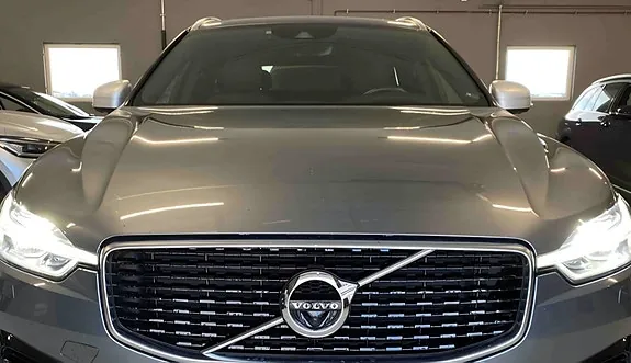 Volvo Xc60 2019 photo 2