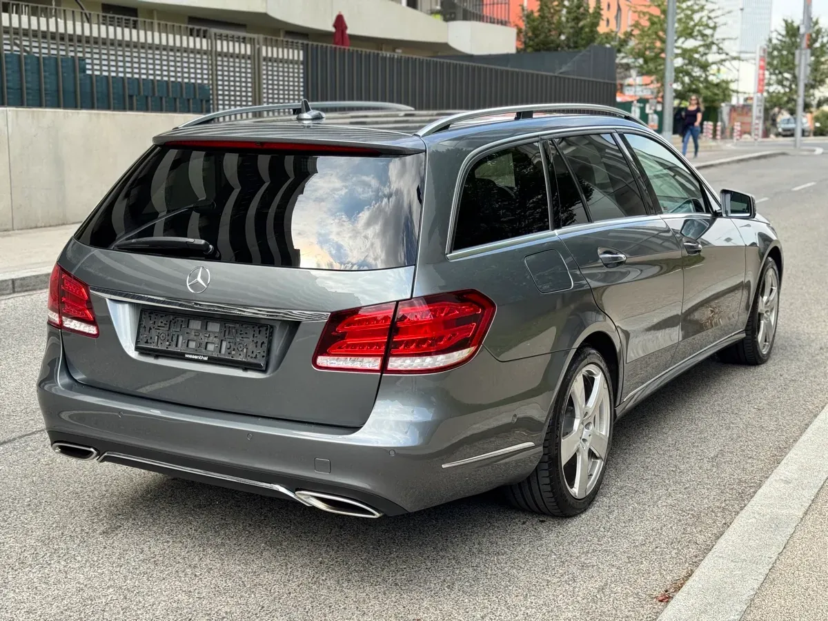 Mercedes-Benz E-Class 2016 photo 3