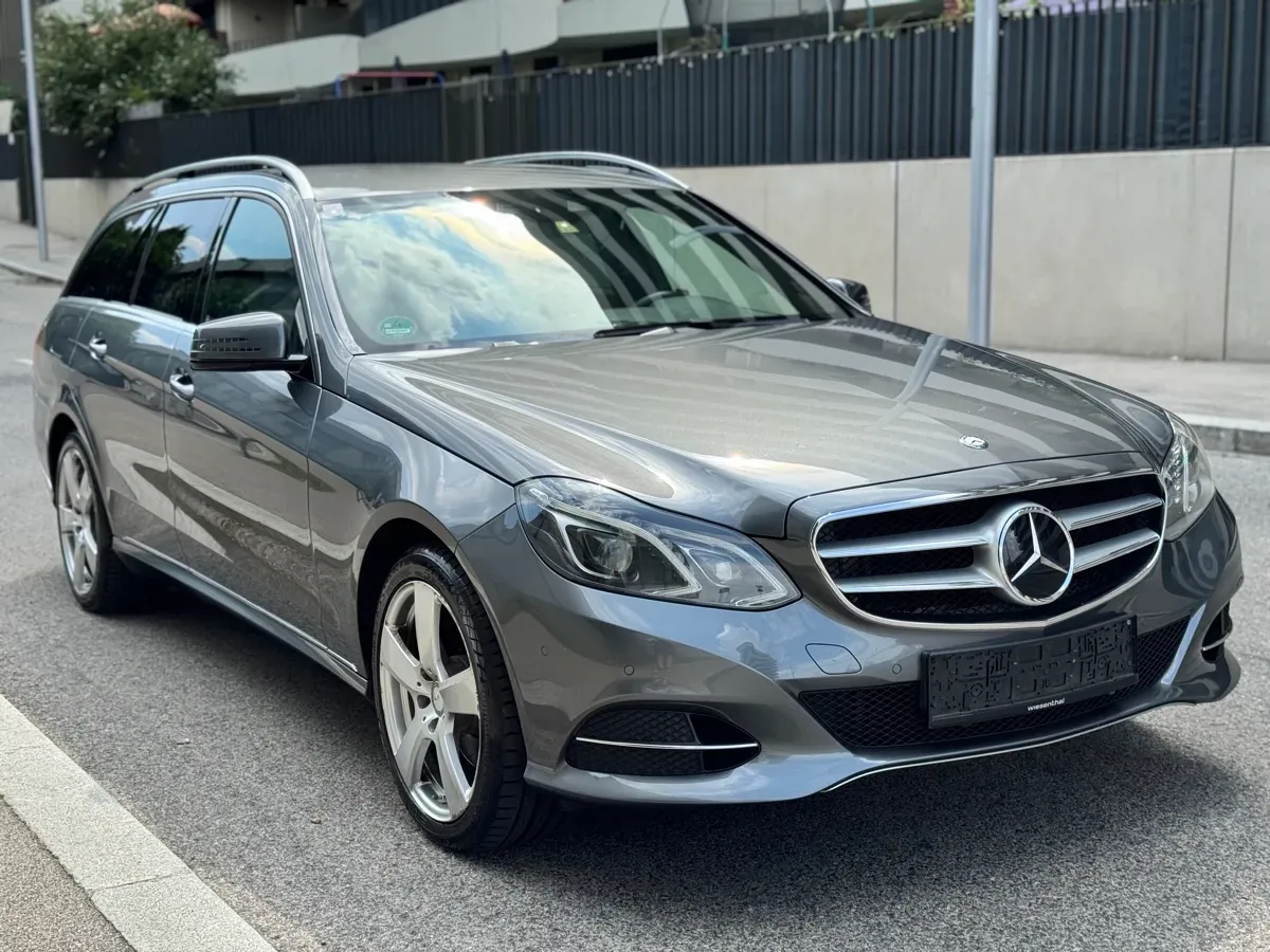 Mercedes-Benz E-Class 2016 photo 2