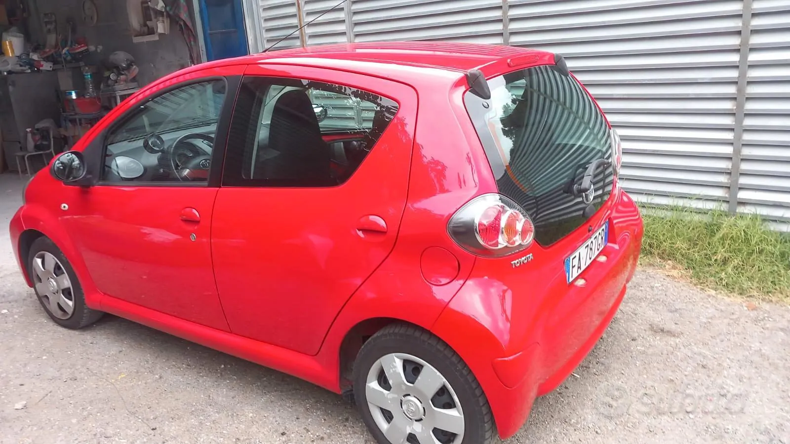 Toyota Aygo 2015 photo 2