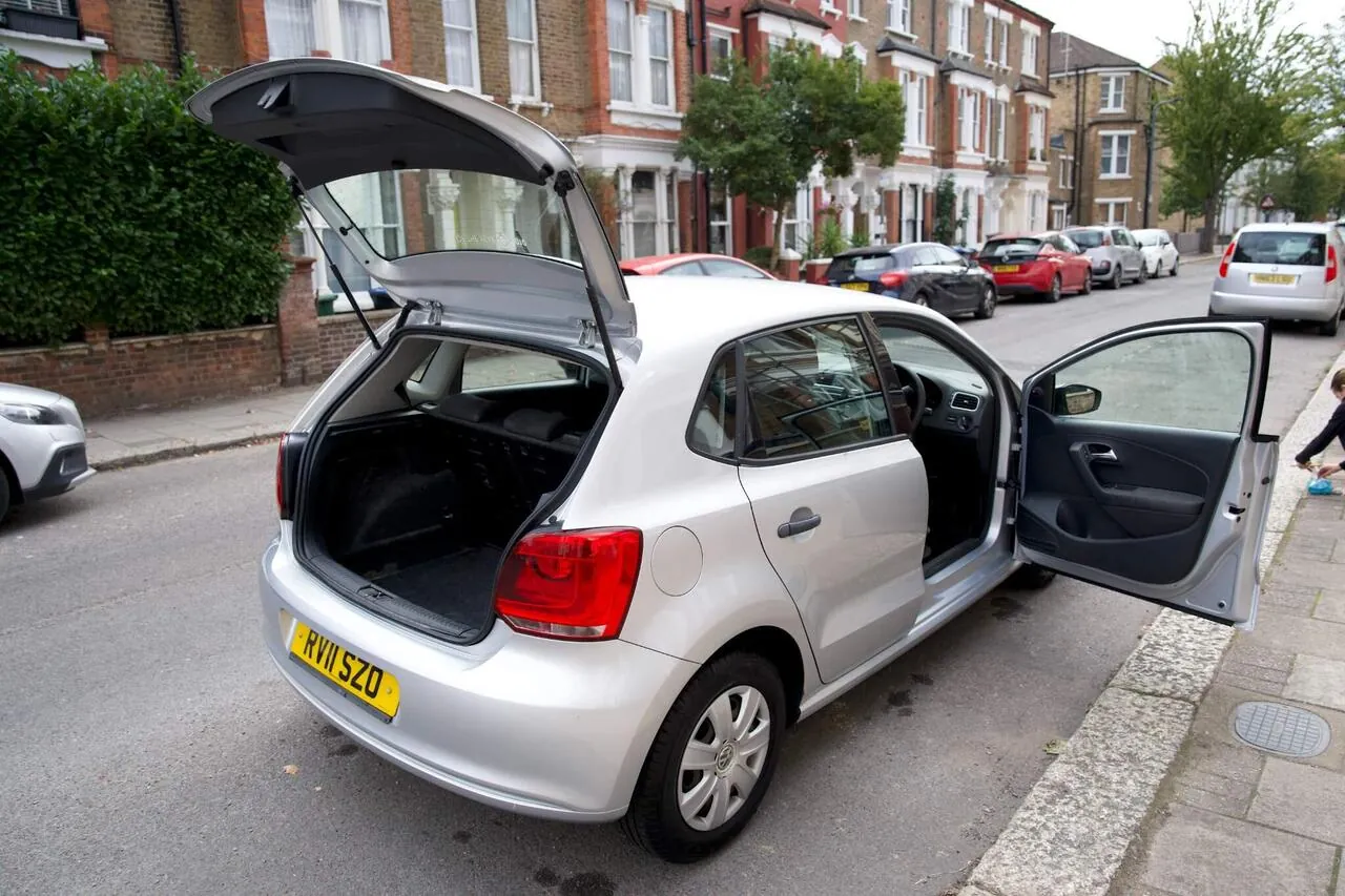 Volkswagen Polo 2011 photo 3