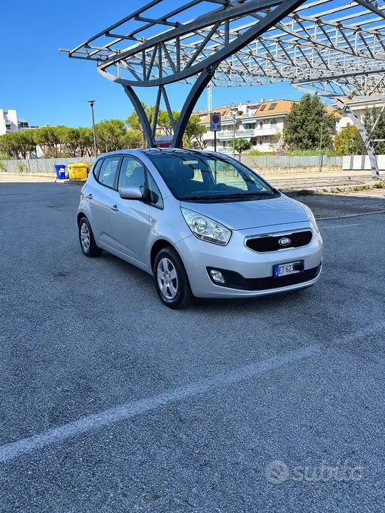 Kia Venga 2014 photo 2