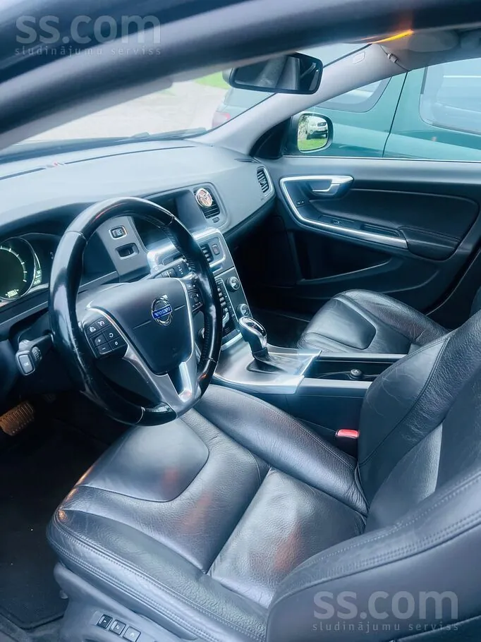 Volvo S60
