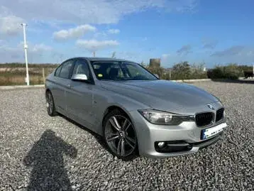 BMW F30