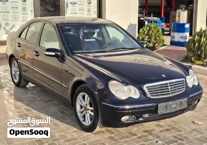 Mercedes-Benz C-Class 2001 photo 2
