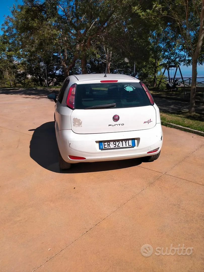 Fiat Punto 2013 photo 3