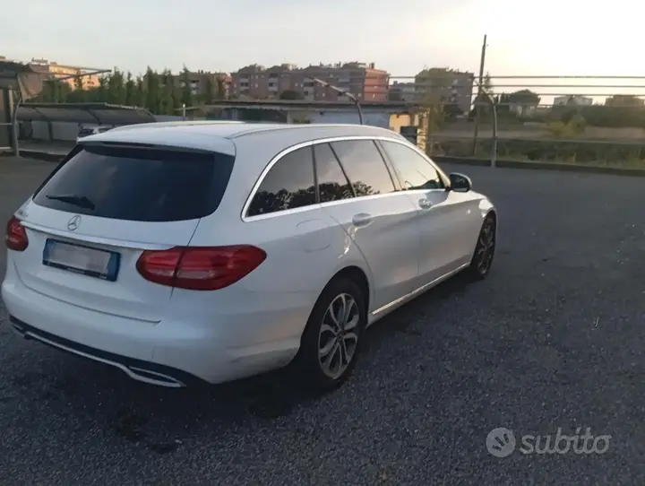 Mercedes-Benz C 220 D 2017 photo 3