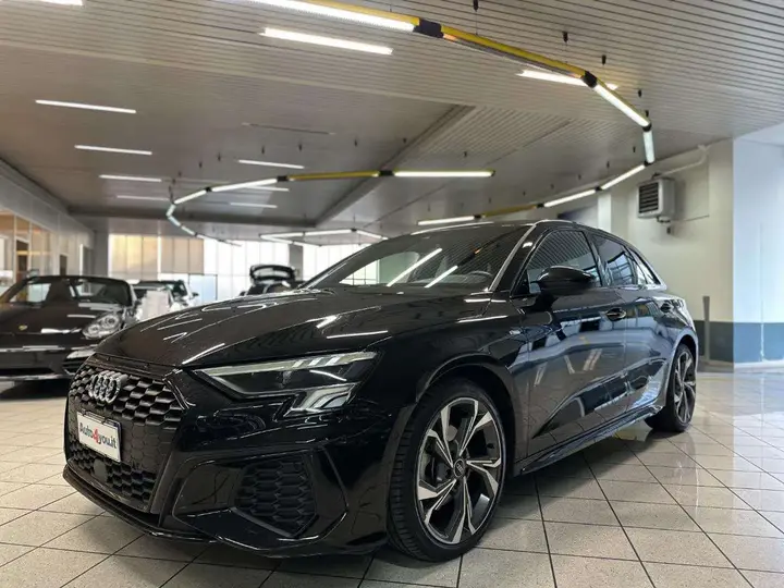 Audi A3 2022 photo 2