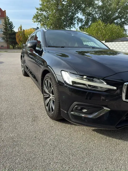 Volvo V60 2020 photo 3