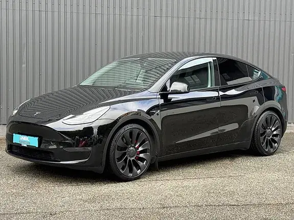Tesla Model Y 2023 photo 3