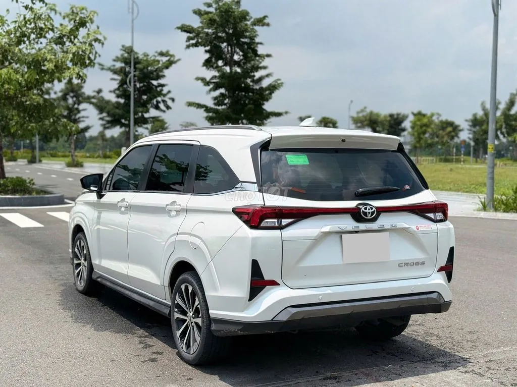 Toyota Veloz Cross 2023 photo 3