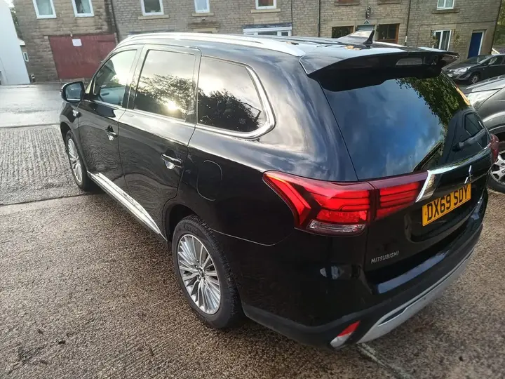 Mitsubishi Outlander 2019 photo 4