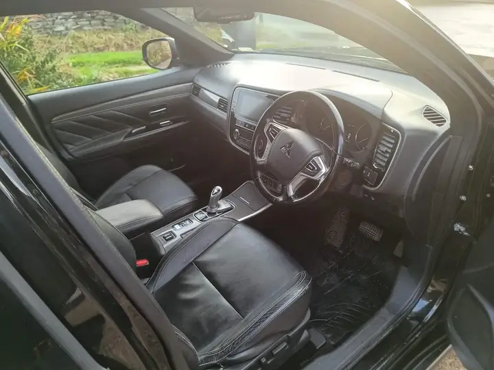 Mitsubishi Outlander 2019 photo 5