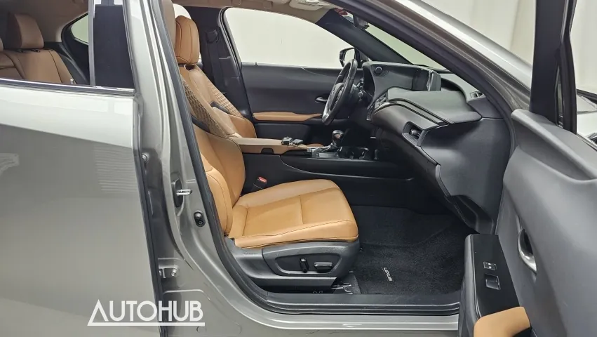 Lexus Ux 2020 photo 3