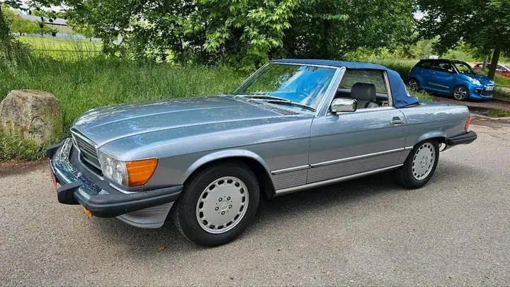 Mercedes-Benz 560 Sl