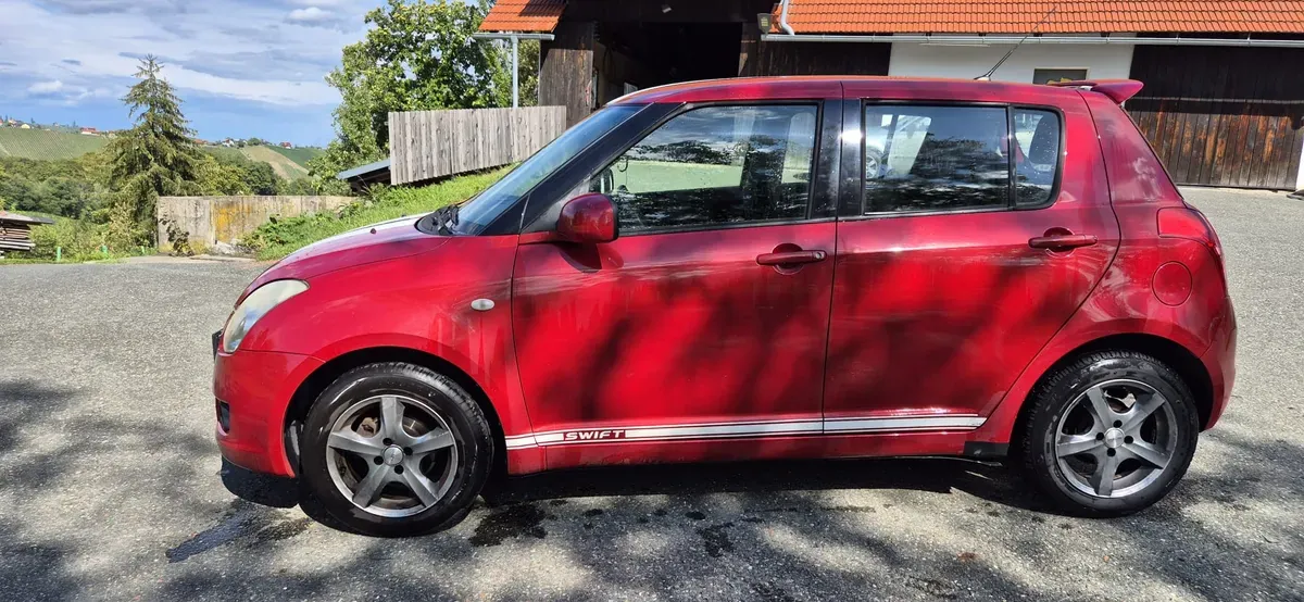 Suzuki Swift 2008 photo 3