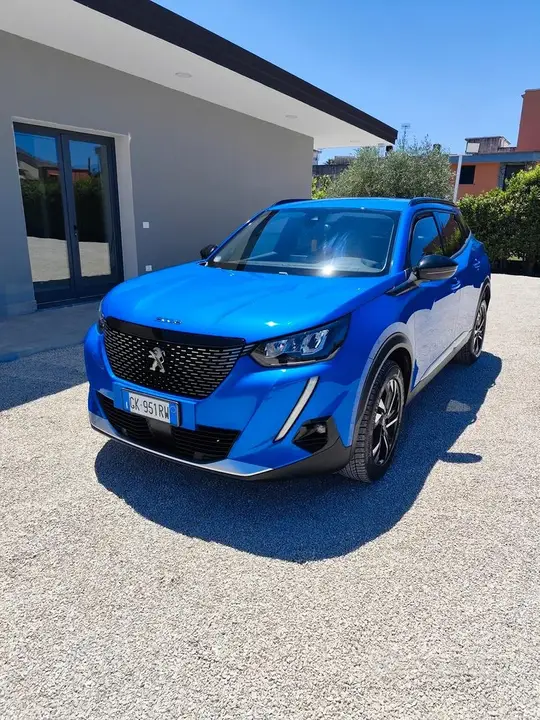 Peugeot 2008 2022 photo 2