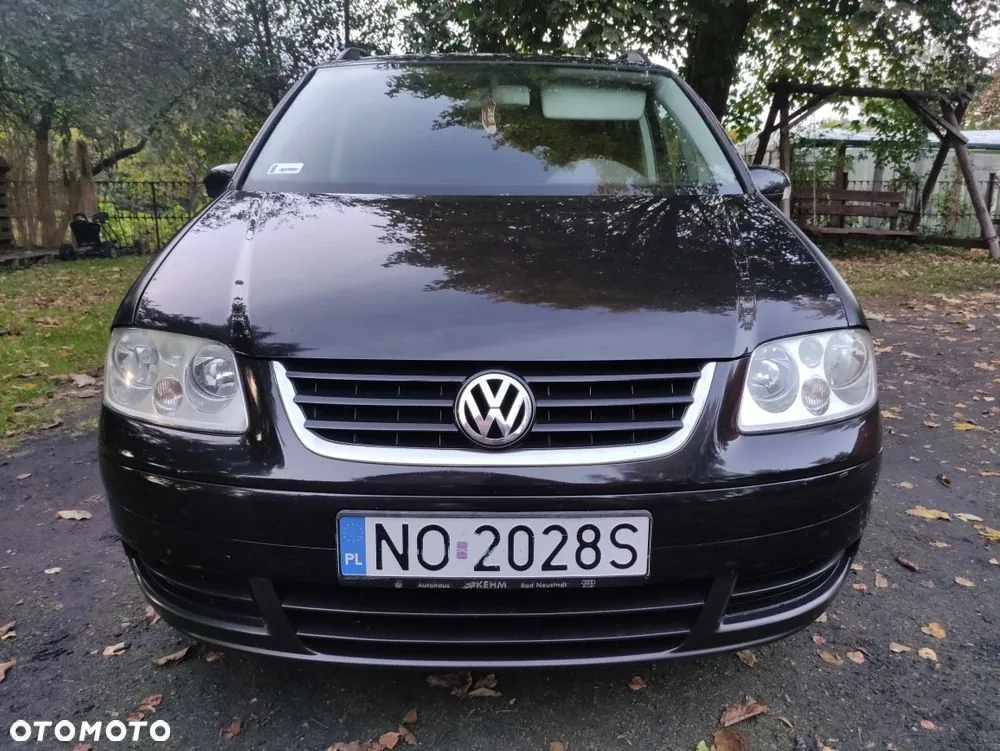 Volkswagen Touran 2005 photo 5