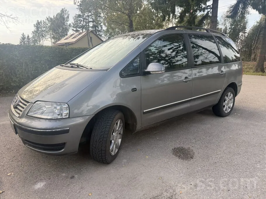 Volkswagen Sharan 2005 photo 2