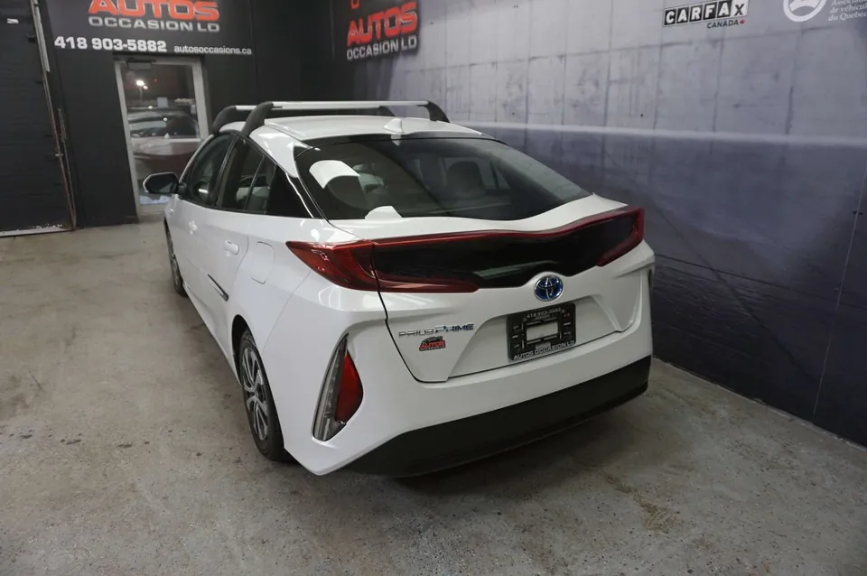 Toyota Prius Prime 2021 photo 5