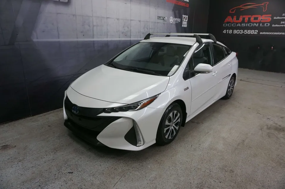 Toyota Prius Prime 2021 photo 3