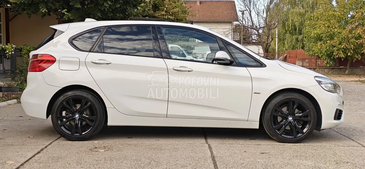 BMW 2 Series Gran Tourer 2015 photo 5