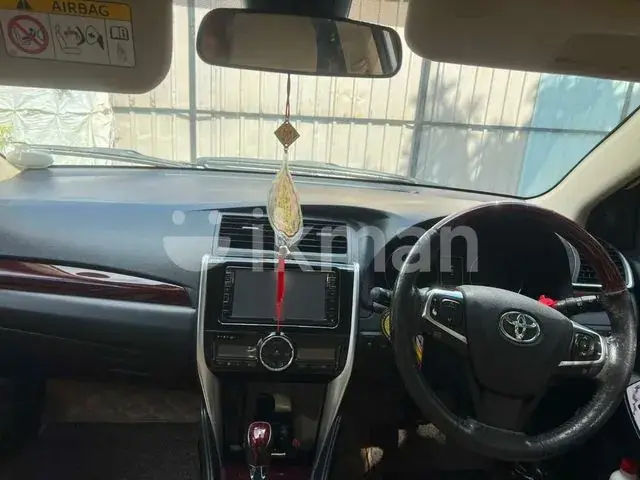 Toyota Premio 2018 photo 5