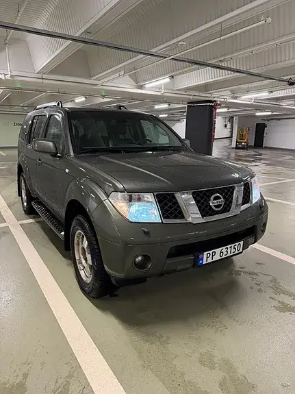 Nissan Pathfinder 2006 photo 2