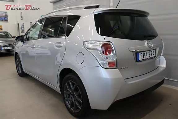 Toyota Verso 2016 photo 3
