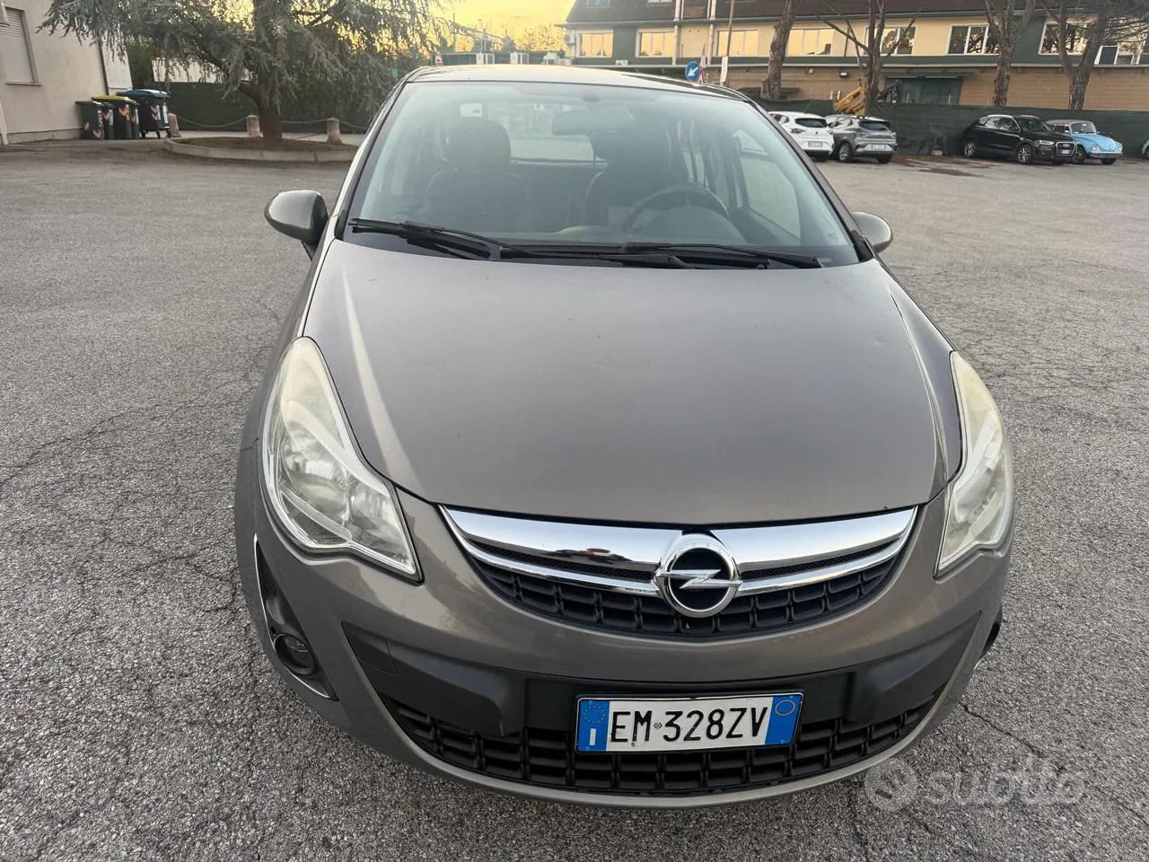 Opel Corsa 2012 photo 2