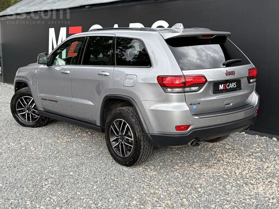Jeep Grand Cherokee 2019 photo 4