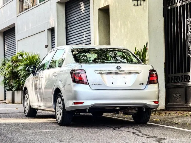 Toyota Axio 2023 photo 2