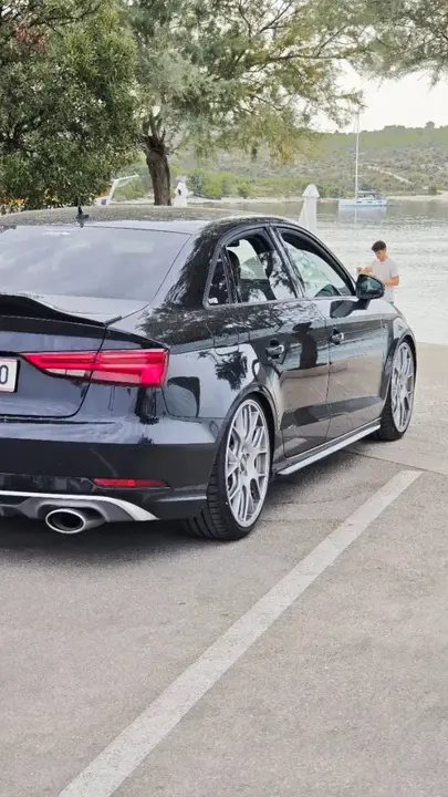 Audi A3 2018 photo 2