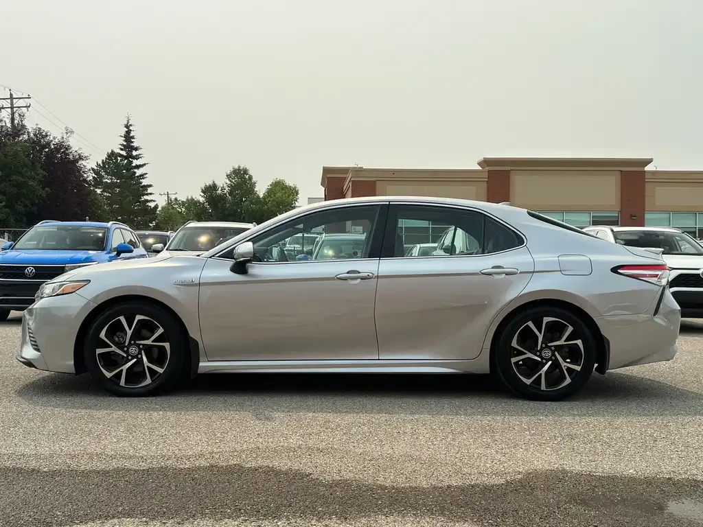Toyota Camry 2020 photo 4