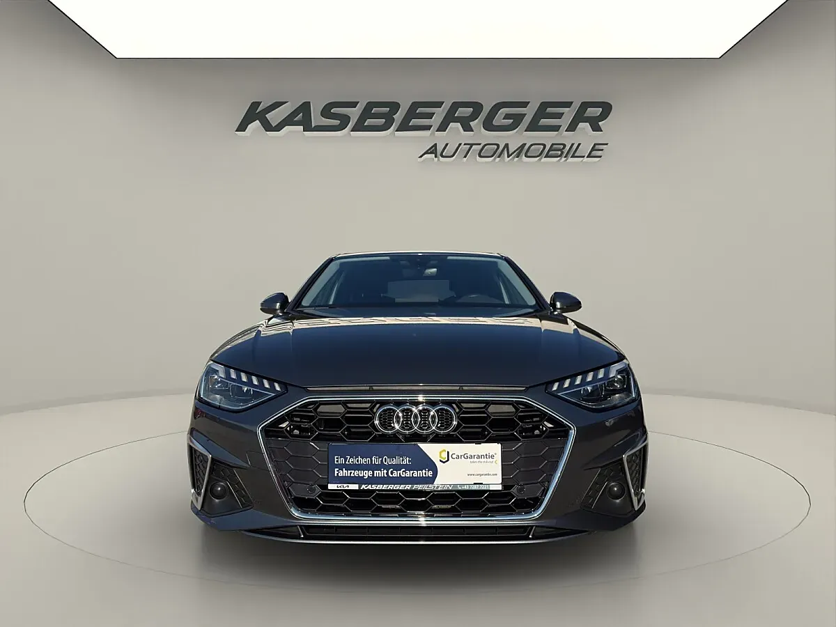 Audi A4 2023 photo 2