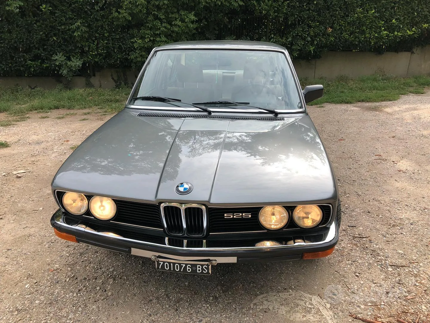 BMW 525