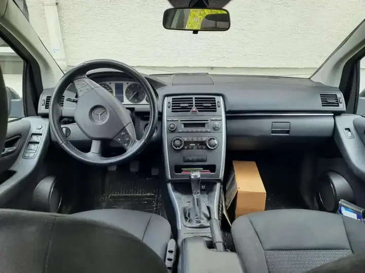Mercedes-Benz B-Class 2008 photo 3