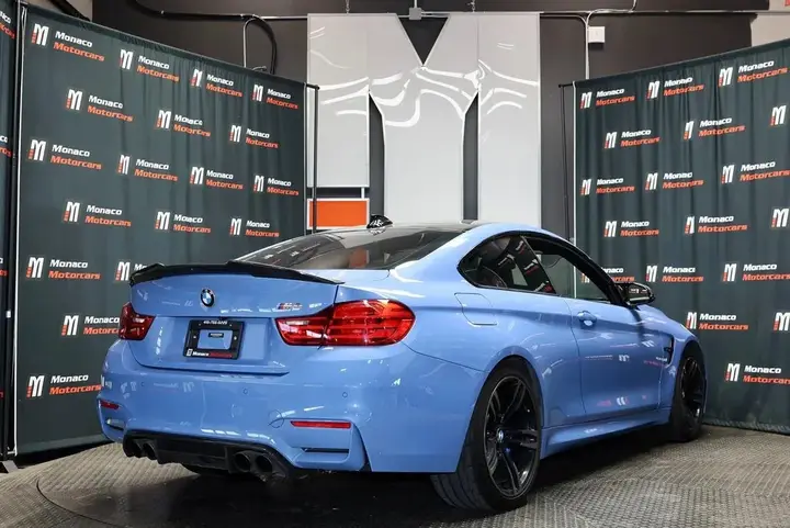 BMW M4 2017 photo 5