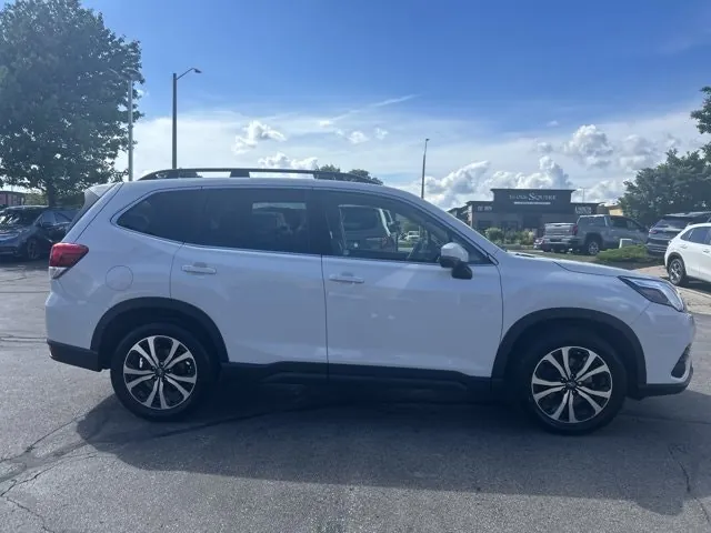 Subaru Forester 2023 photo 4