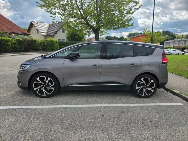 Renault Scenic 2020 photo 2