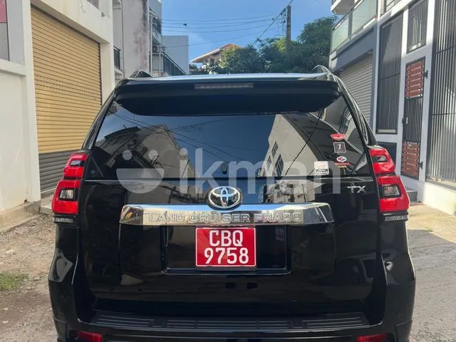 Toyota Land Cruiser Prado 2023 photo 4